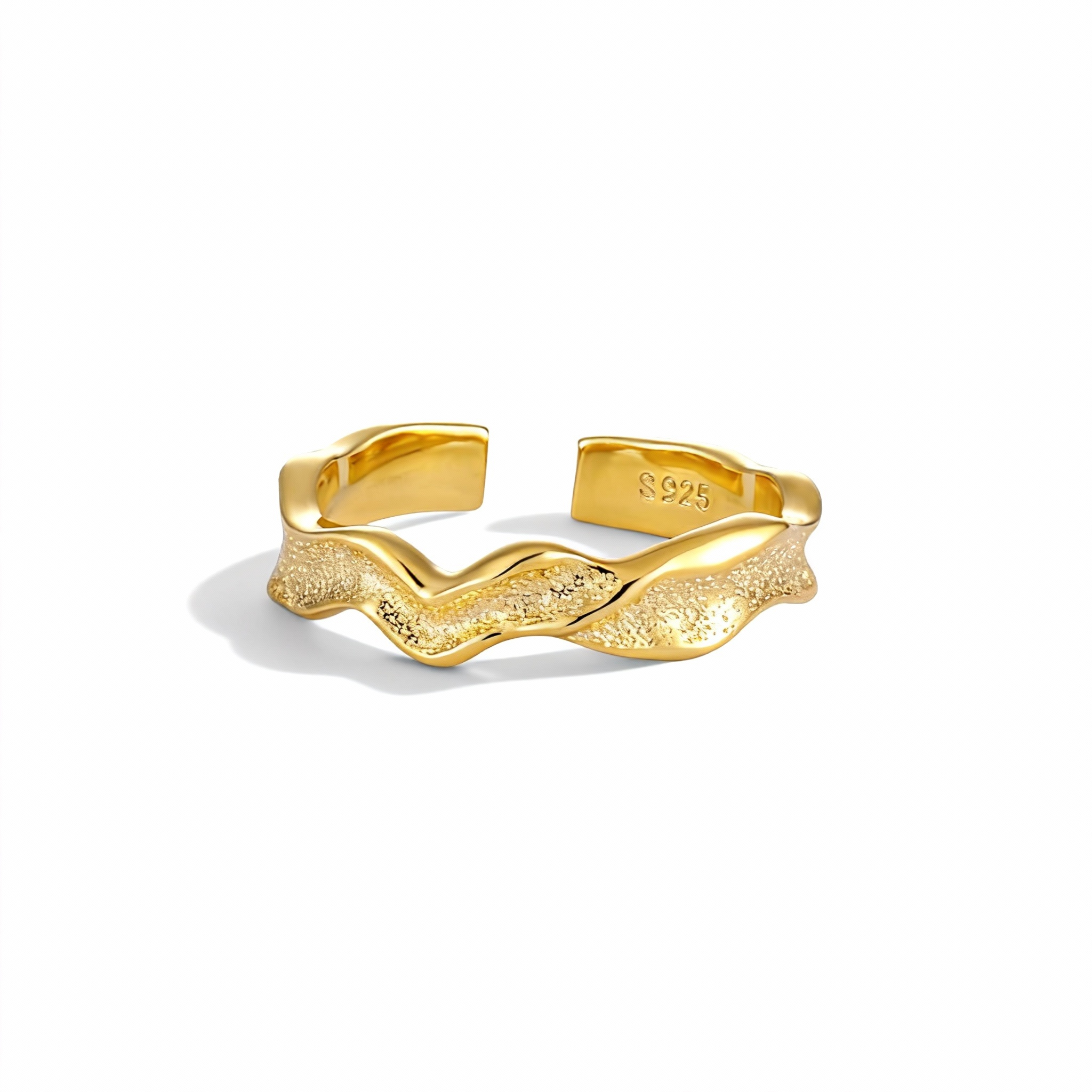 Aurelia Wave Ring