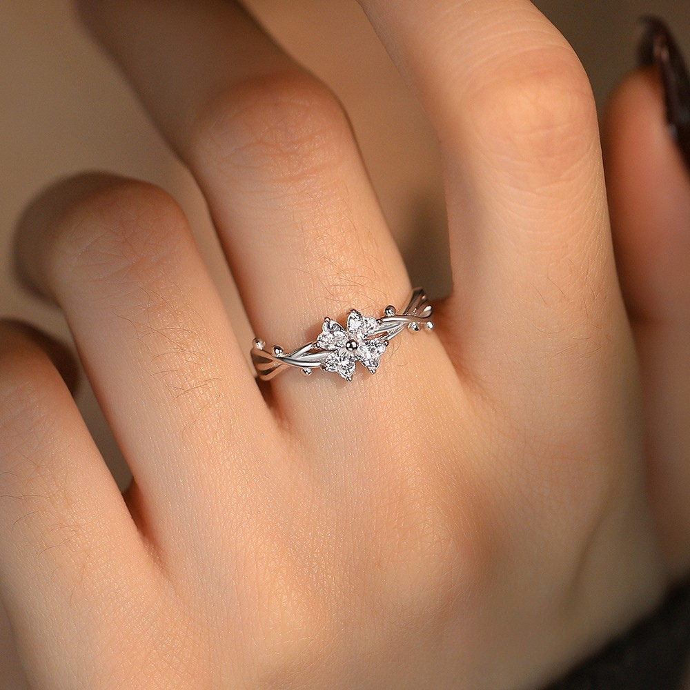 Don’t Forget Her Ring