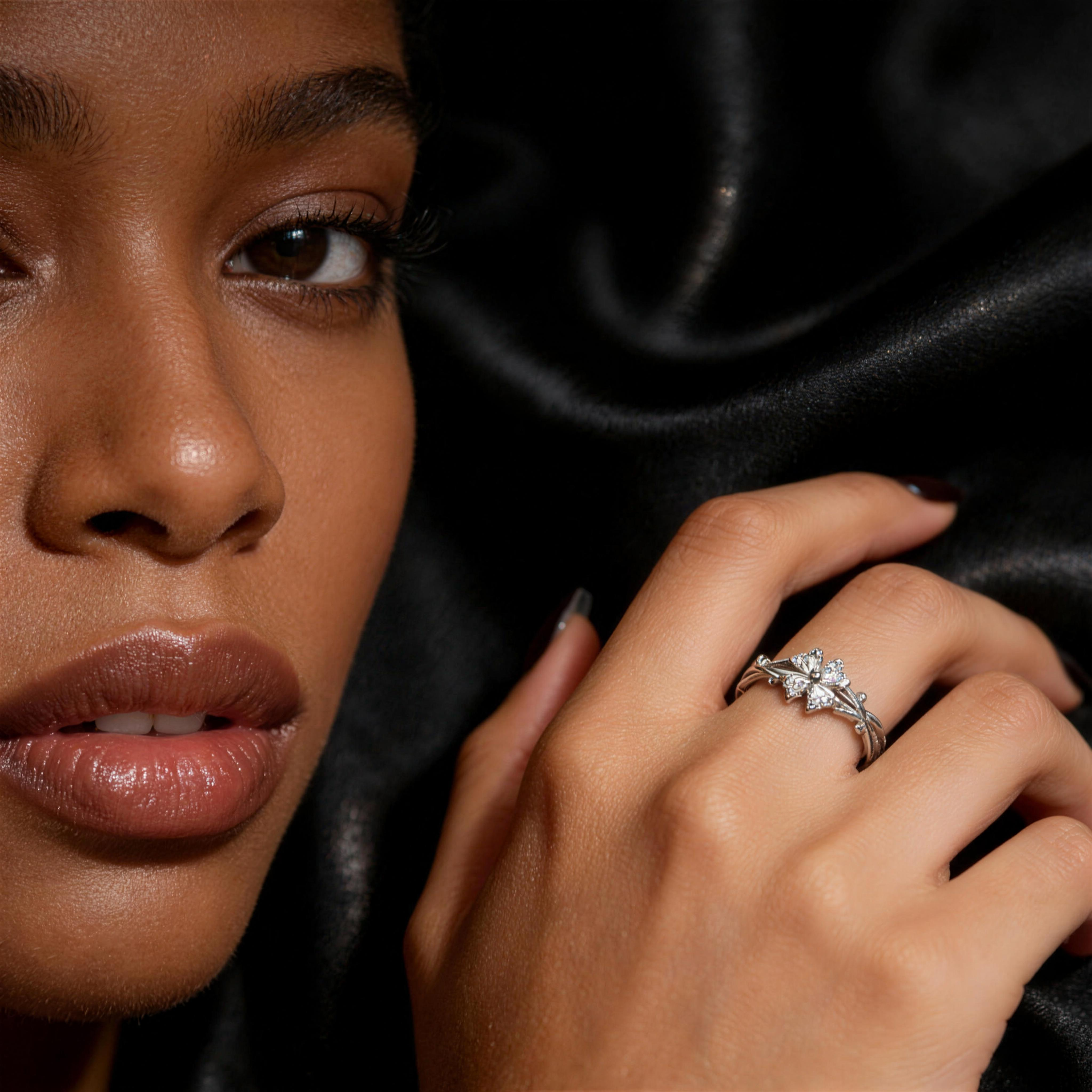 Don’t Forget Her Ring