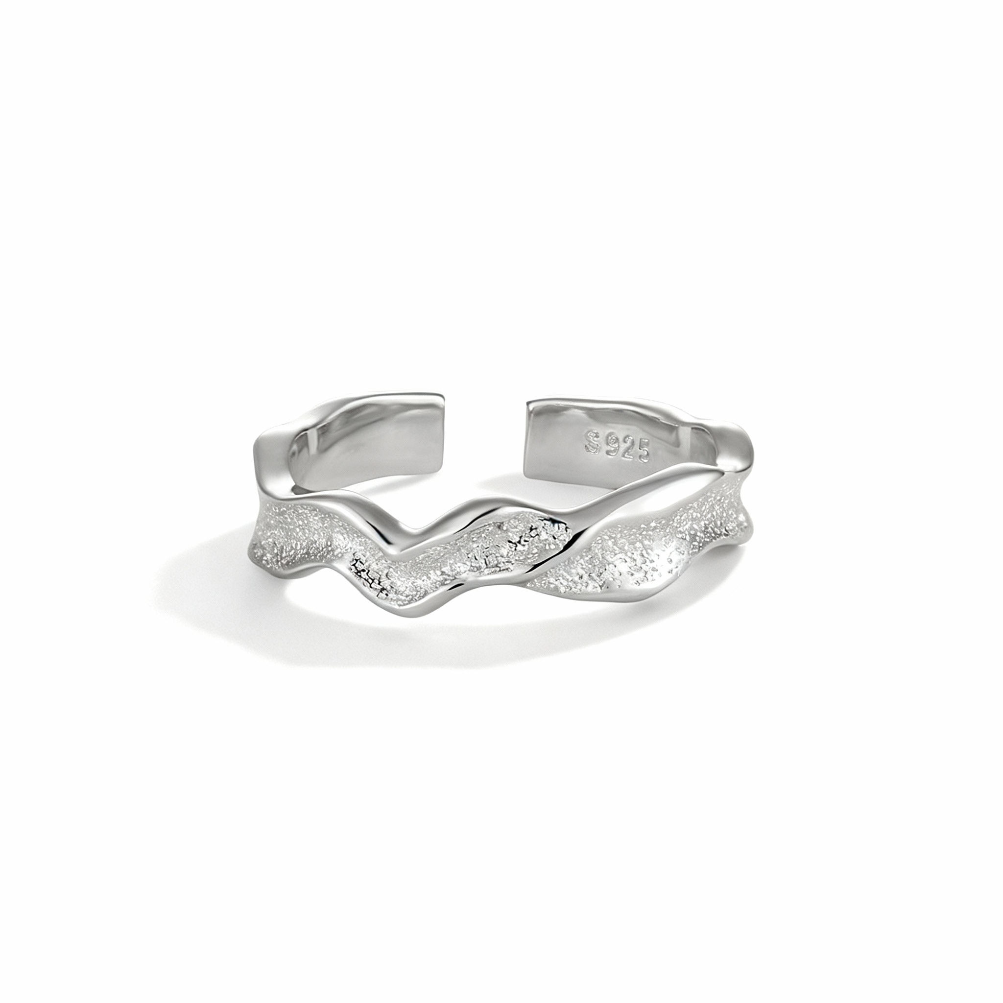 Aurelia Wave Ring